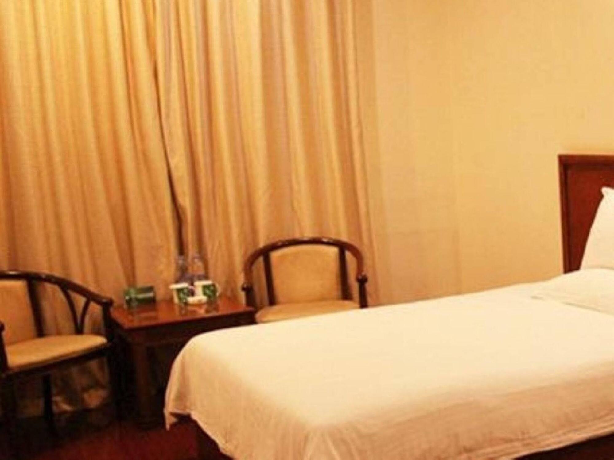 Greentree Inn Guangdong Shenzhen Huaqiangbei Express Hotel Eksteriør bilde